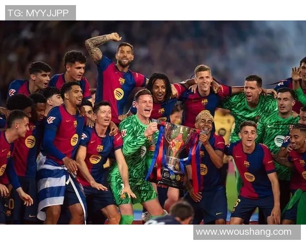 顶级足球明星齐聚盛典展现风采与魅力引发全球关注与热议 顶级足球明星齐聚盛典展现风采与魅力引发全球关注与热议