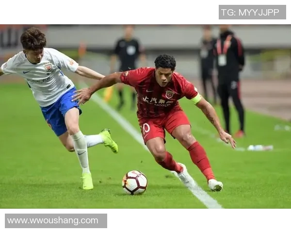 上海篮球队以100分领跑世锦赛积分榜展现强劲实力